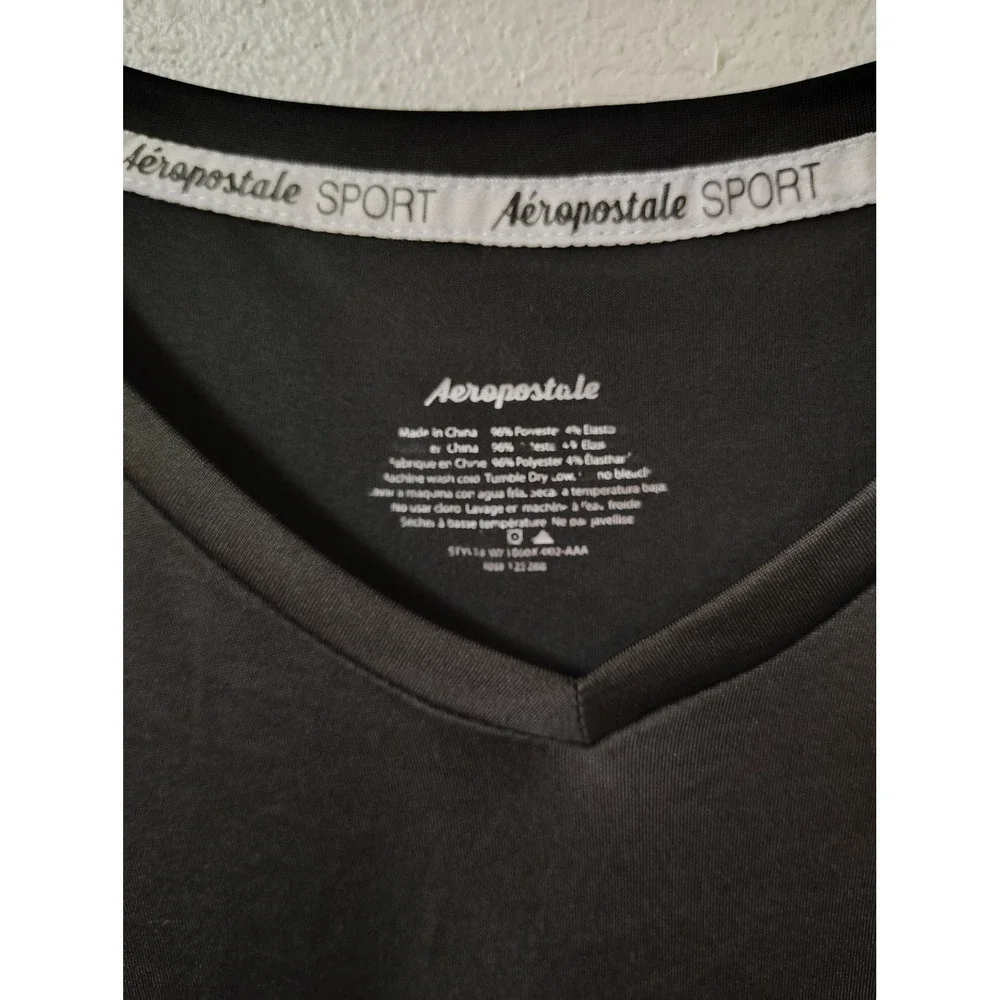 Aeropostale Sport Womens V-Neck Activewear T-Shirt Black Gold Graphic‎ XL
